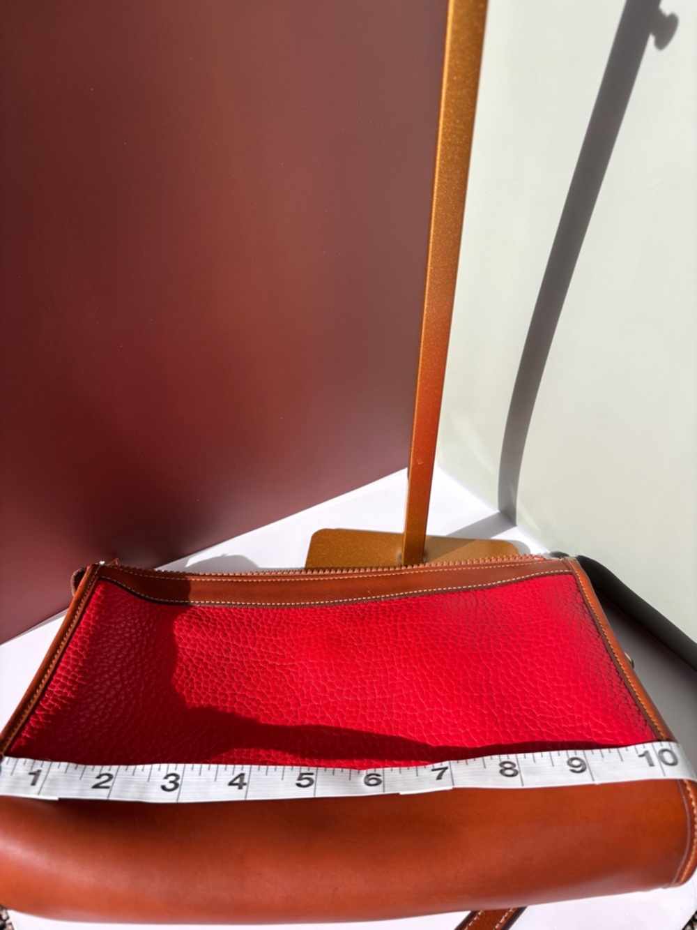 DOONEY & BOURKE Vintage 80’s AWL Red and Tan Leather Crossbody Bag - Picture 5 of 7